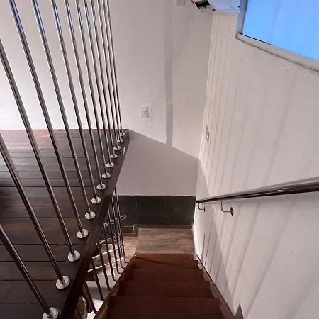 Loft Charmoso E Confortavel - Bh 贝洛哈里桑塔 外观 照片